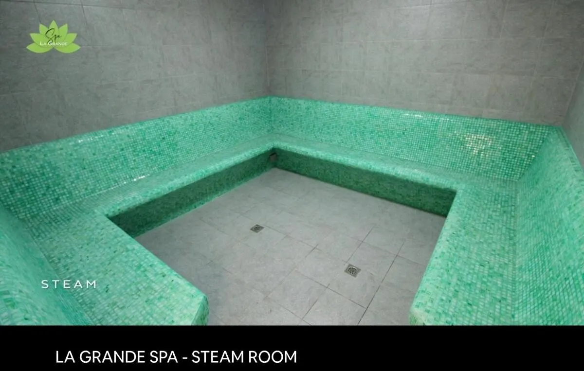 Sheryll Escapes - La Grande 11Th Floor, Phase 2, Luxury 1Br Balcony Ángeles Apartamento