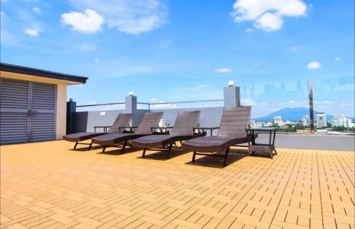 Sheryll Escapes - La Grande 11Th Floor, Phase 2, Luxury 1Br Balcony Ángeles Apartamento