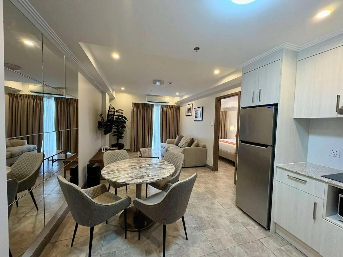 Sheryll Escapes - La Grande 11Th Floor, Phase 2, Luxury 1Br Balcony Ángeles